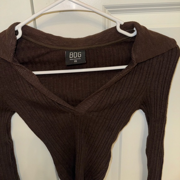 BDG BROWN XS SMALL SWEATER WITH COLLAR TIGHT KNIT (SOME STRETCH) - Picture 3 of 5